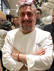 Pasquae Torrente ist der Chefkoch des temporären "Al Convento" Restaurants im Eataly (©Foto.  Martin Schmitz)